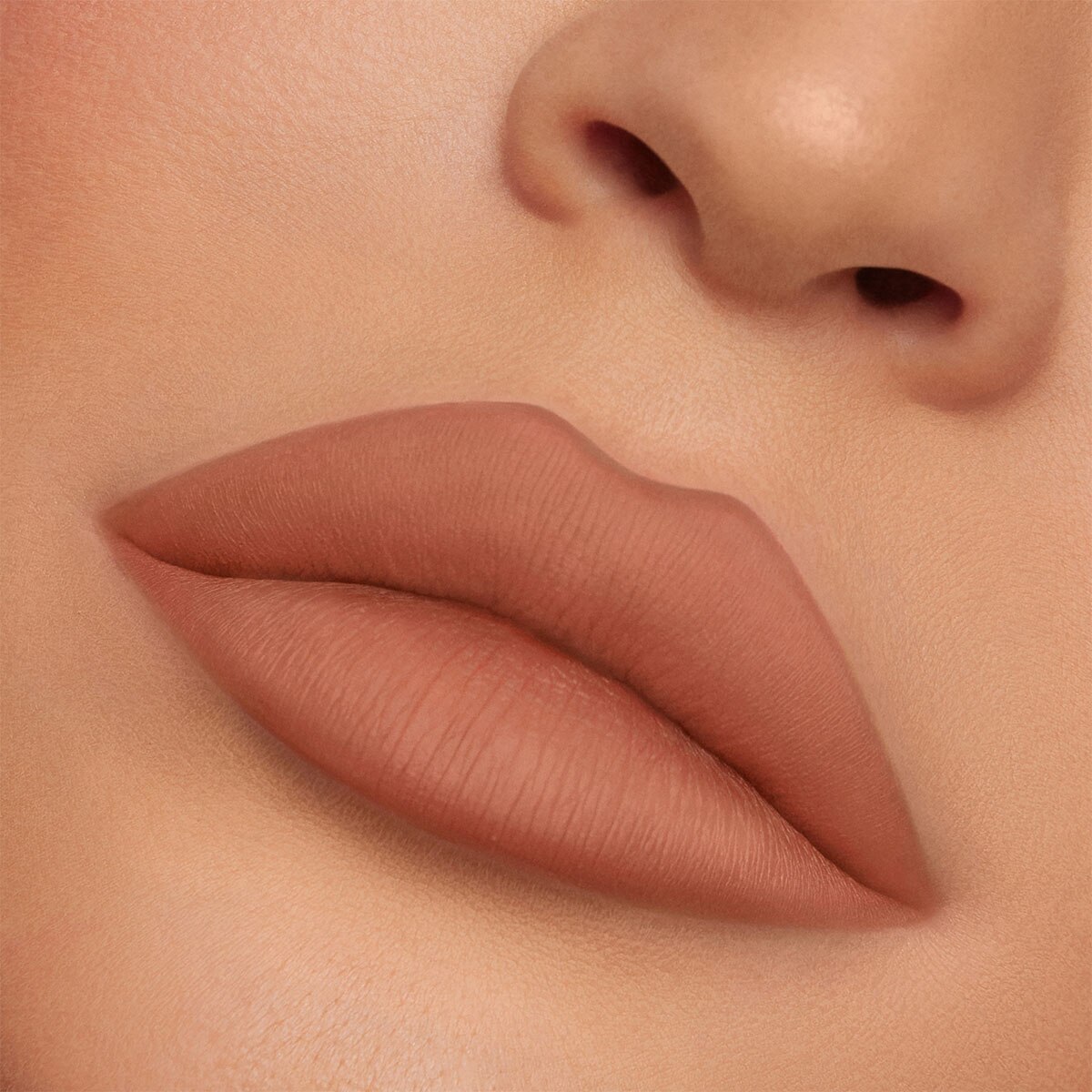 KYLIE COSMETICS MATTE LIQUID LIPSTICK (LABIAL MATE)